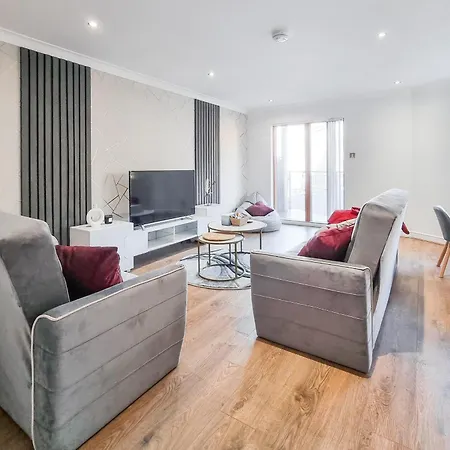 Bright 2 Bedroom Apt With Balcony In City Centre Manchester Exterior photo