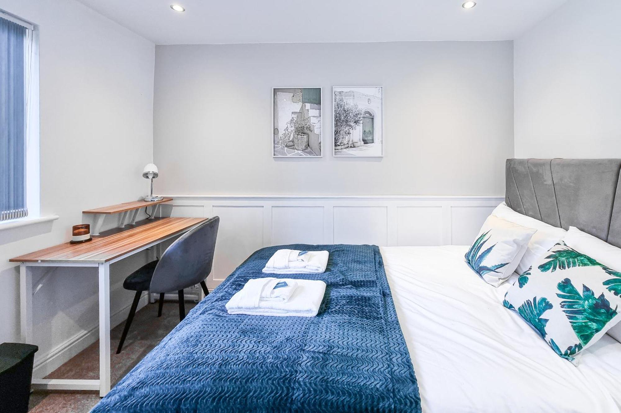 Bright 2 Bedroom With Balcony In Centre Apartment Manchester