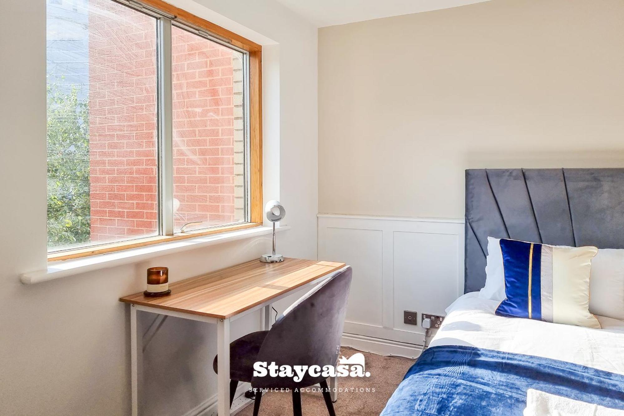 Apartment Bright 2 Bedroom With Balcony In Centre Manchester